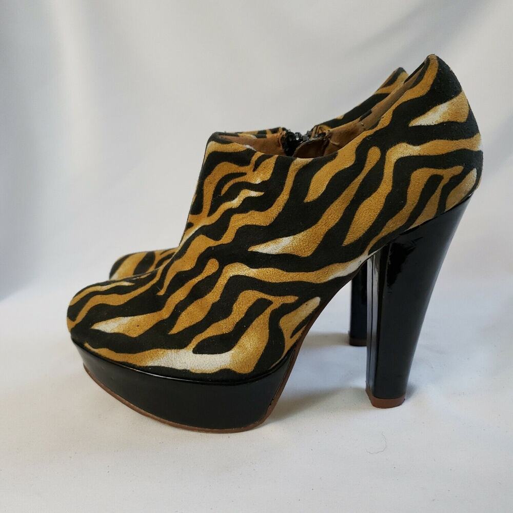 Limelight Womens Cubbie Tan Black Leopard Print Platform Ankle Bootie Size 6